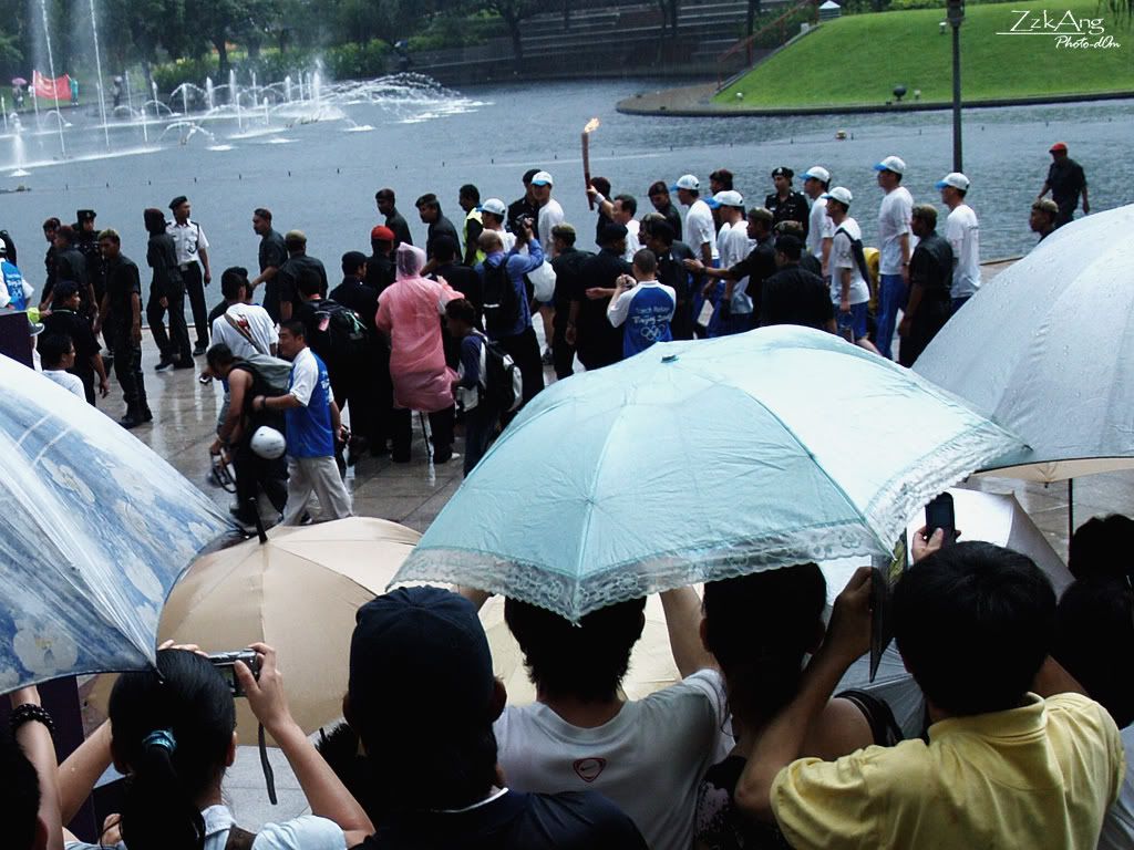 Beijing 2008 Olympic Torch Relay, Malaysia Leg: Part 3 : Alcove de Anggur